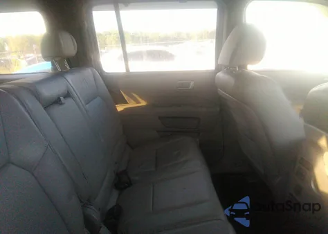 2010 Honda Pilot Touring из США, поврежденный, VIN 5FNYF3H91AB018001